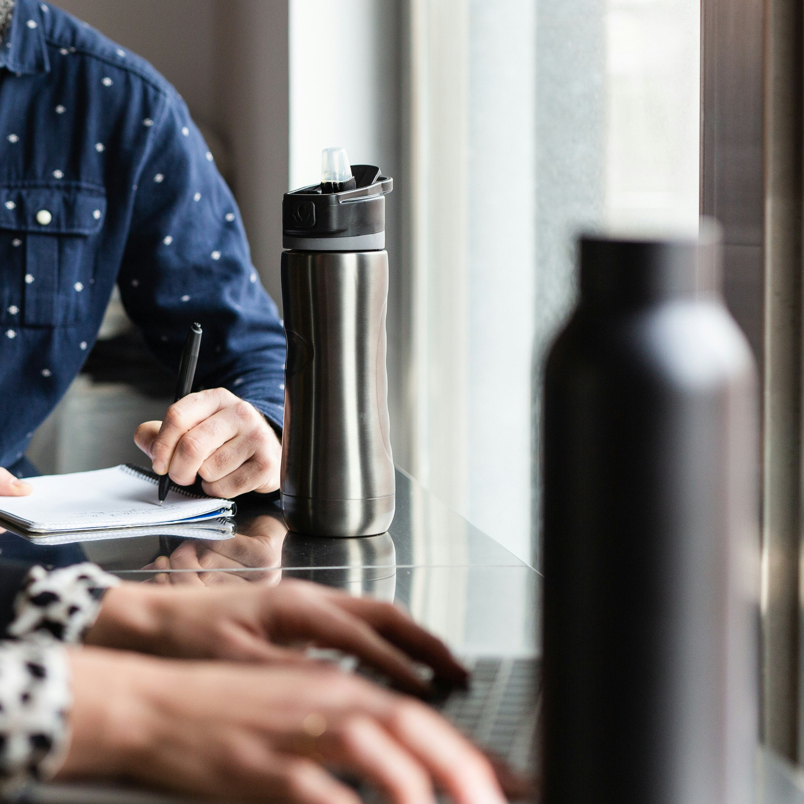 How to Choose a Tumbler for a Busy Daily Schedule