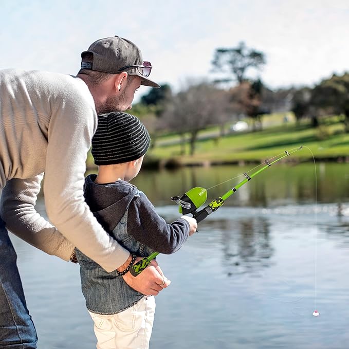 PLUSINNO Kids Fishing Pole with Spincast Reel Telescopic Fishing Rod Combo Full Kits for Boys, Girls, and Adults
