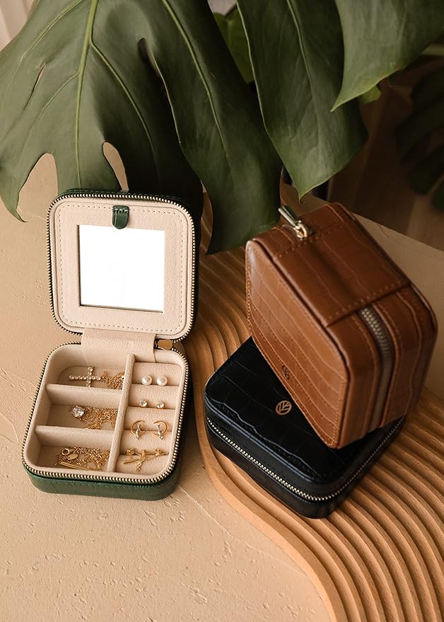 S.Leaf Travel Jewelry Box - Portable Case for Women - Mini Jewelry Organizer (12 Pattern Crocodile Brown 01)