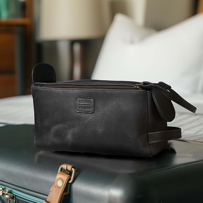 LEATHER VILLAGE Premium Leather Travel Toiletry Bag - Unisex Water-Resistant Travel Dopp Kit, Shaving & Cosmetic Organizer for Men & Women - Compact Bathroom Essentials - Distressed Black
