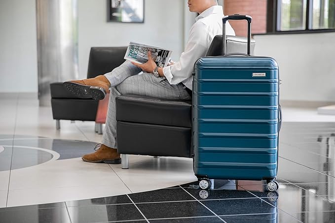 Samsonite Omni 2 Hardside Expandable Luggage with Spinner Wheels, 3-Piece Set (19/24/28), Midnight Black